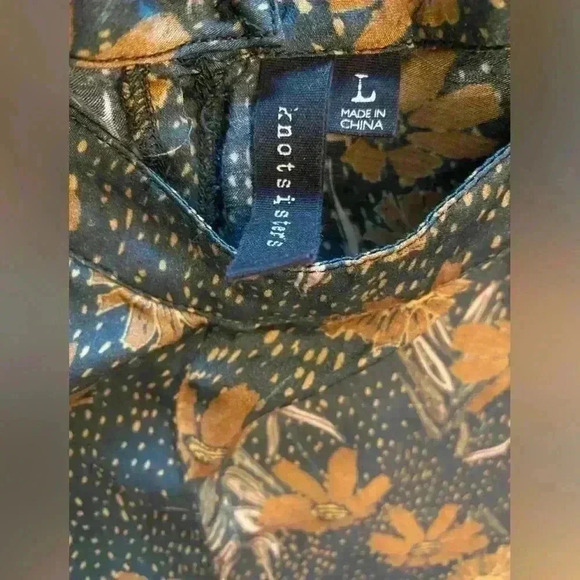 Knot Sisters Green Floral Jumpsuit - Picture 12 of 12